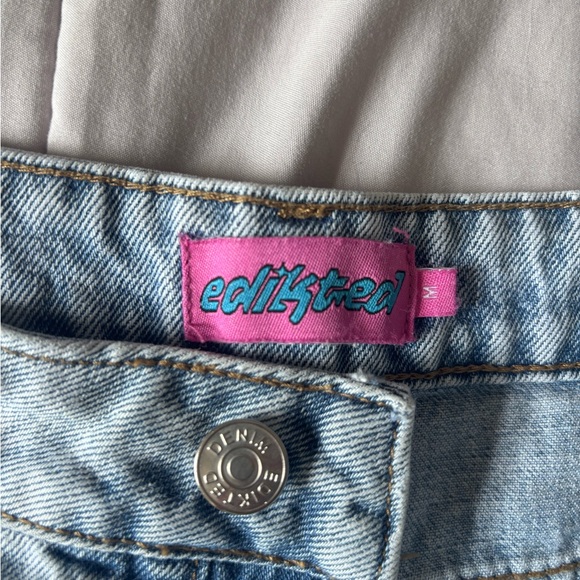 Edikted Blue Button down Jean Shorts - Picture 2 of 7